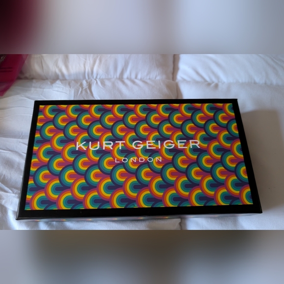 Kurt Geiger Chelsea (Pink/Fuchsia) Patent Leather Clutch (NWT) - Picture 14 of 16